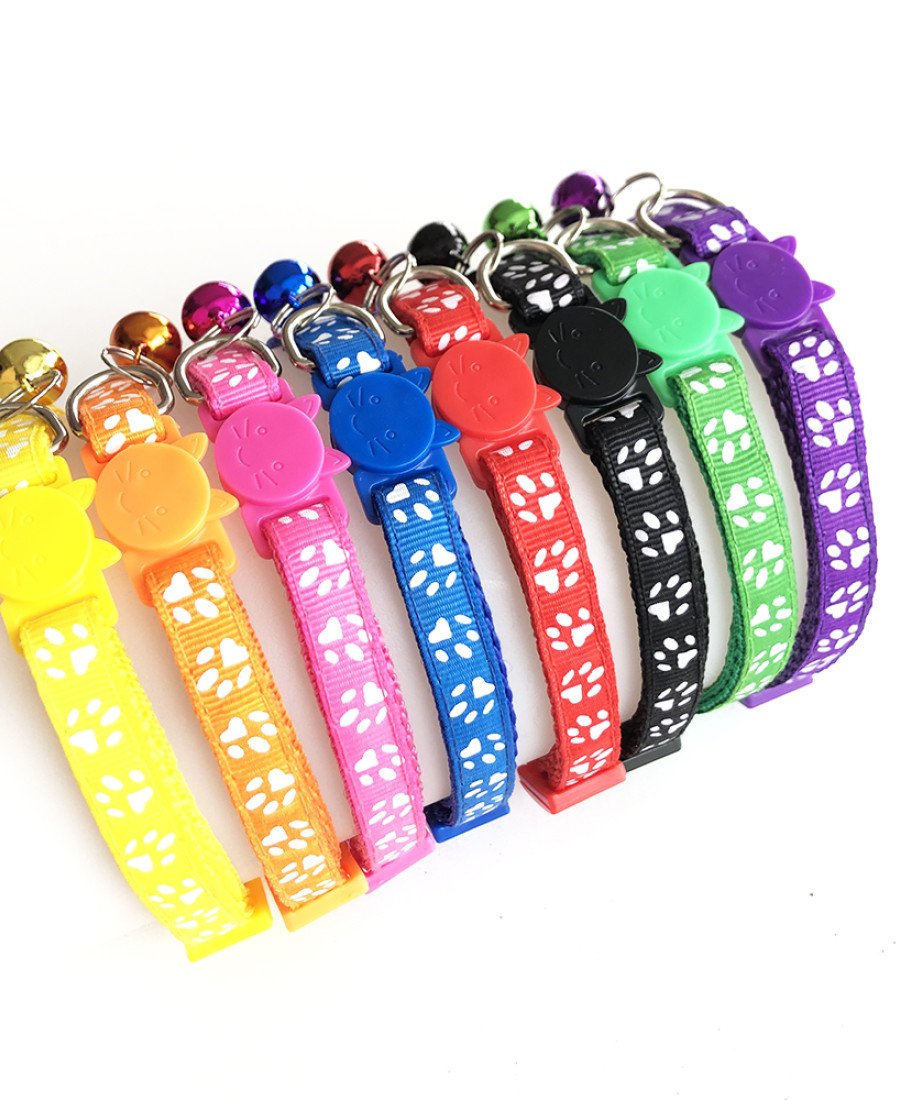 Safety Click Tasma Güvenlik Kilitli Pati Desenli Safety Click Tasma Güvenlik Kilitli Pati Desenli